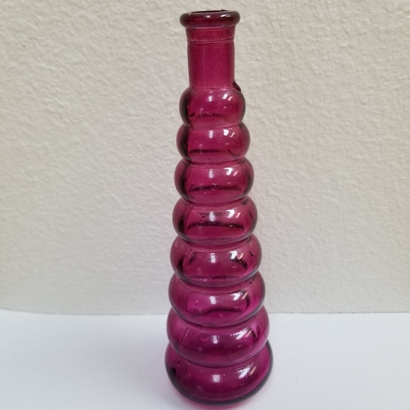 #10047 Rare Collectible Red Glass 7" Vase - Picture 6 of 9